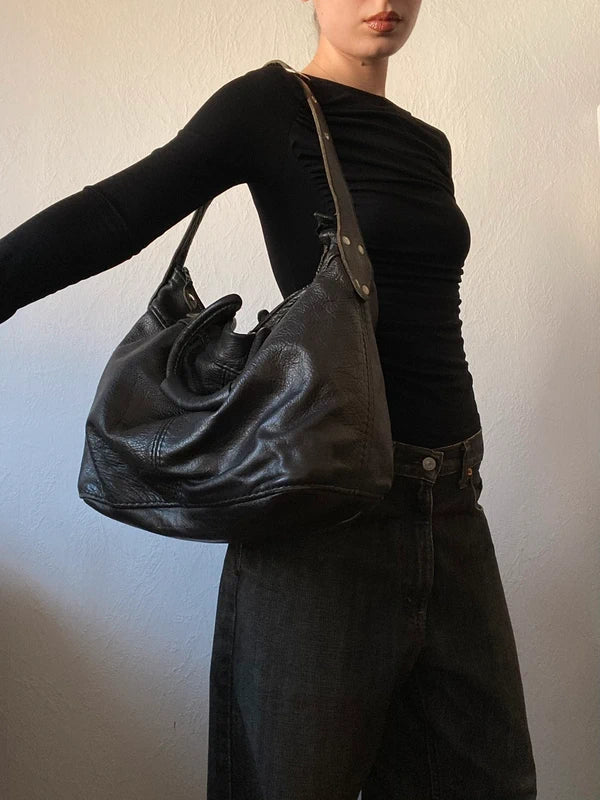Vintage Genuine Leather Crossbody Shoulder Bag – Archive Avantgarde Japan Stockholm Style  Description: