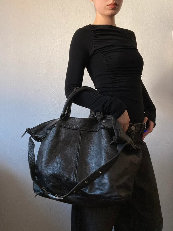 Vintage Genuine Leather Crossbody Shoulder Bag – Archive Avantgarde Japan Stockholm Style  Description: