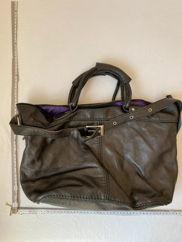 Vintage Genuine Leather Crossbody Shoulder Bag – Archive Avantgarde Japan Stockholm Style  Description:
