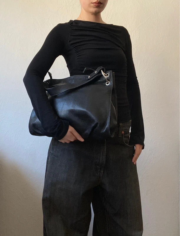 Beautiful vintage genuine leather high quality handbag