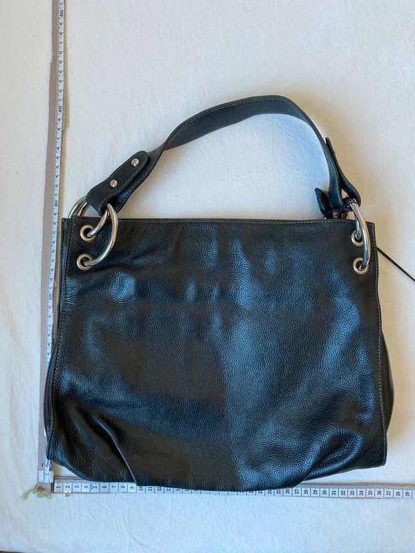 Beautiful vintage genuine leather high quality handbag