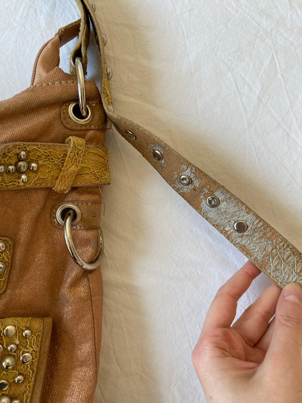 Vintage studded hobo shoulderbag spacey okay condition y2k drama queen
