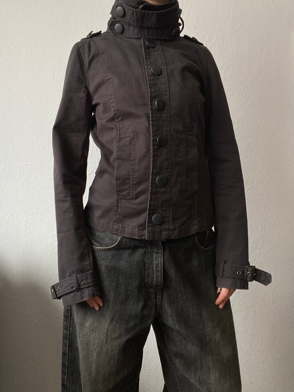 Vintage 100% cotton high neck short light jacket buttoned