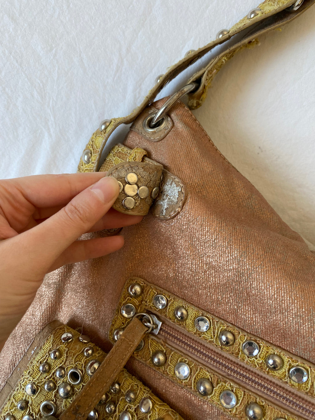 Vintage studded hobo shoulderbag spacey okay condition y2k drama queen
