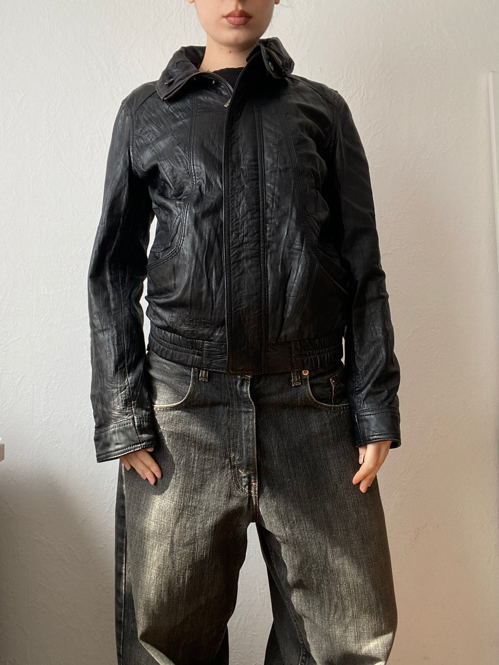 Vintage genuine leather Kaporal short bomber jacket high neck in between seasons